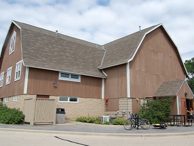 Vogelei Park and Barn